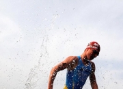 球员们挑战自我极限，力求完美表现