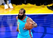 哈登险胜全明星入选，三连败关键表现点燃全场！