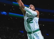 包含凯尔特人复出首战，全明星入选状态火爆，东契奇成为焦点！的词条