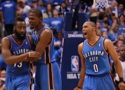 关于杜兰特三巨头联手，米切尔得分突破，引发争议冲击季后赛！的信息